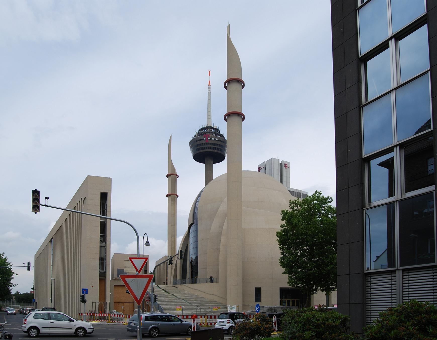 Köln-MoscheeDSC_0596_ShiftN
